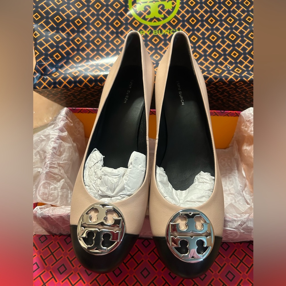 Tory Burch Chelsea Cap-Toe Leather Pumps Rose Silk and Black size 9 NWT